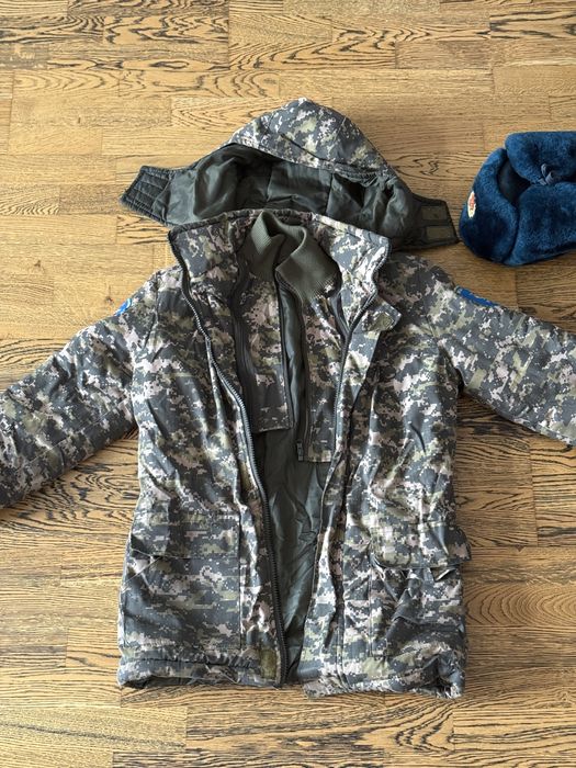 Зимний бушлат и шапка , 42 р