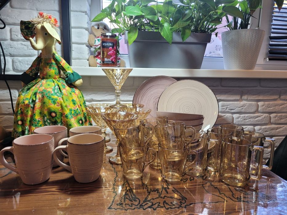 Столовая Посуда разная