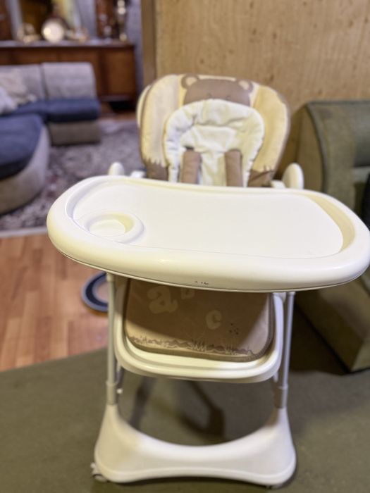 Стульчик для кормления. Состояния отличное. Б/У. Цена договорная