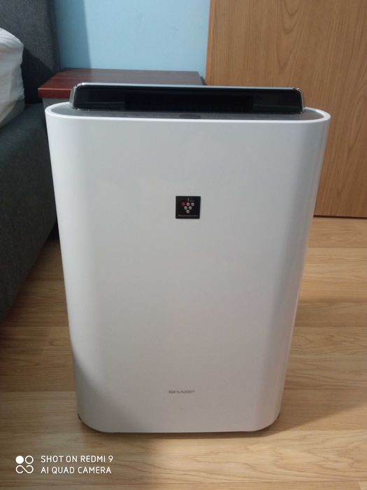 Продавам Пречиствател за въздух  SHARP KCD50EUW , 2.5 L , 54 W