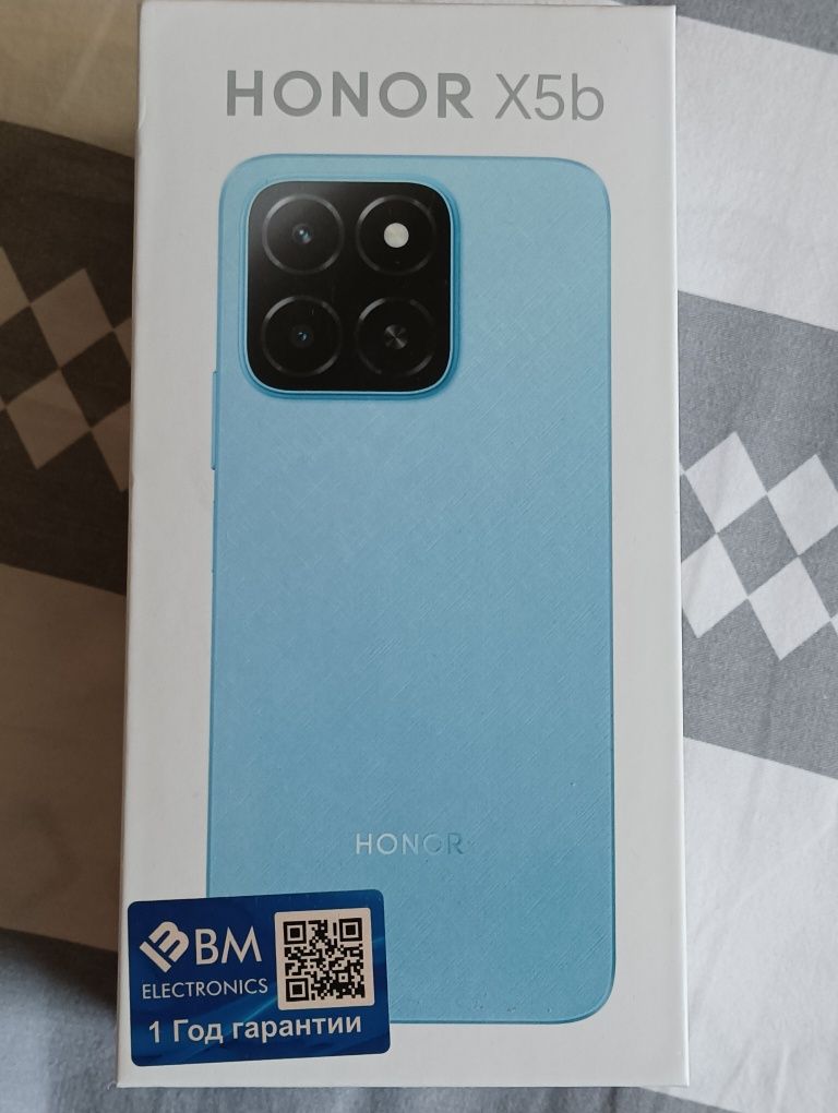 Продаю новый телефон Honor x5b