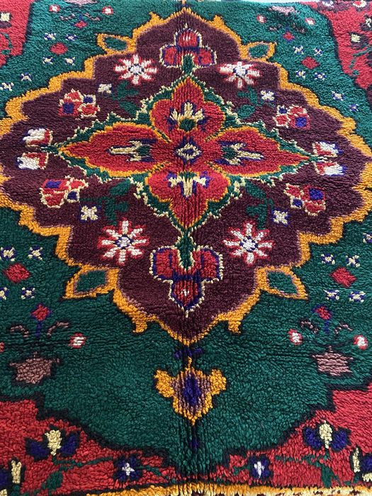 Нов вълнен китеник