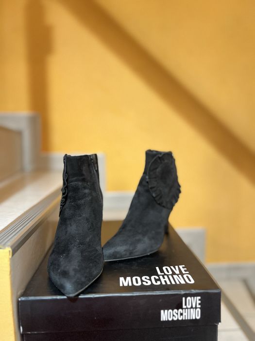 Love Moschino - КАТО НОВИ!