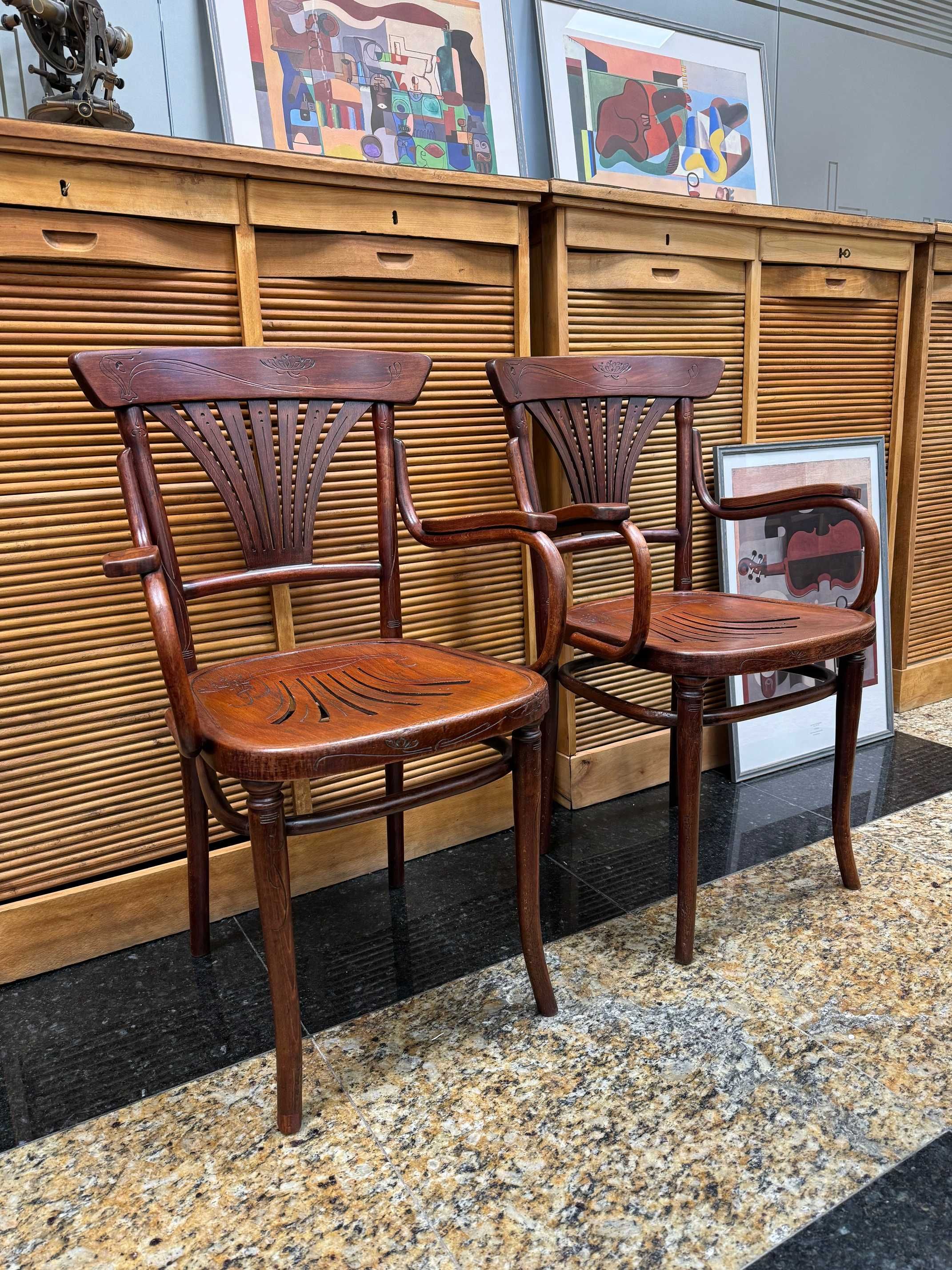 Столове с подлакътници Thonet, Model 221, Vienna Secesion, 1910'