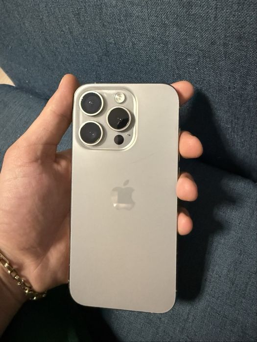 Vand IPhone 15 pro!!