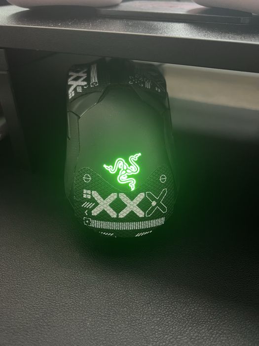 Razer Viper Ultimate - full box Dock - Wireless/Wired