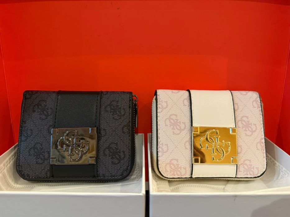 Дамски портмонета guess