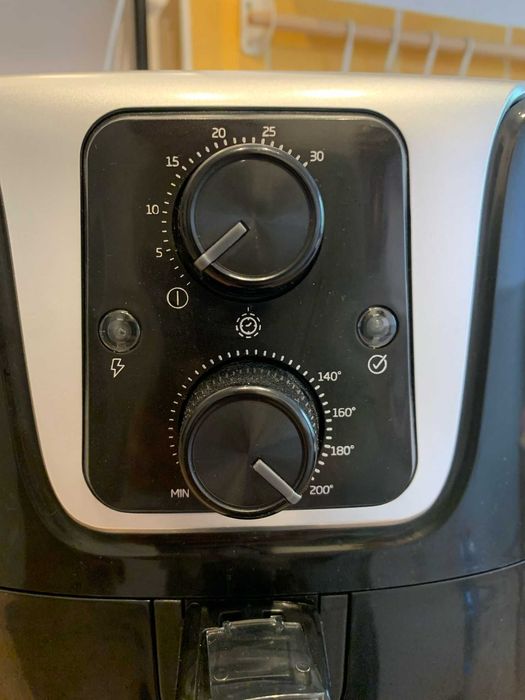 Airfryer / Friteuza cu aer cald BEKO