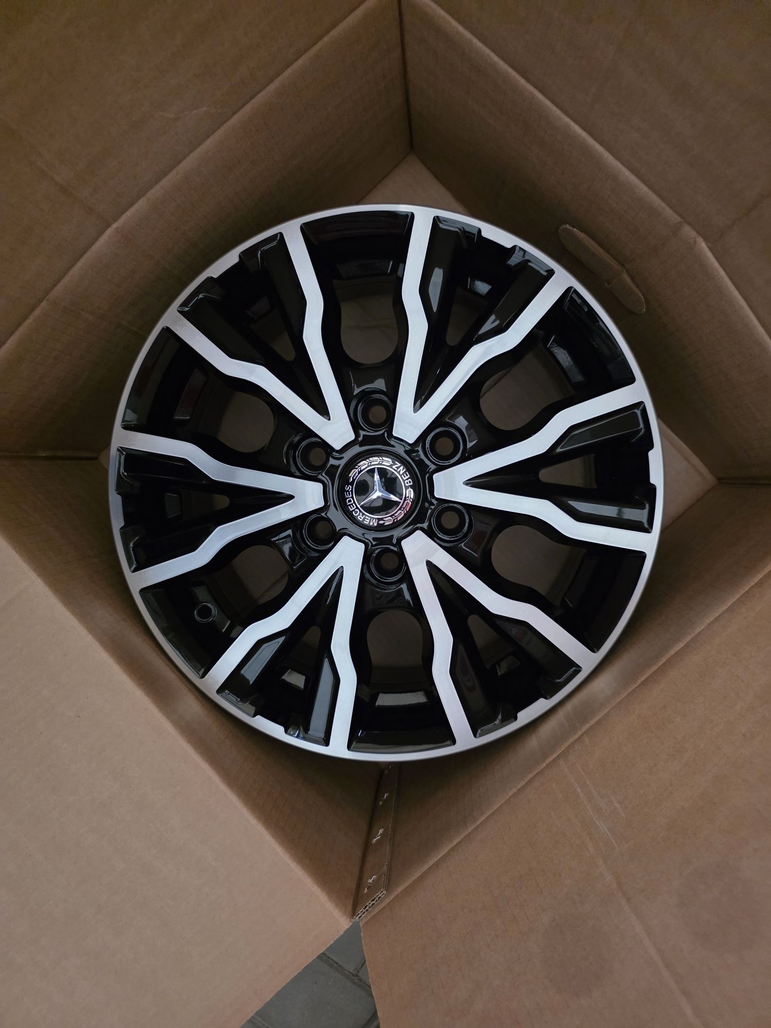 jante de aliaj pentru Mercedes sprinter pe 16 marca Fondmetal