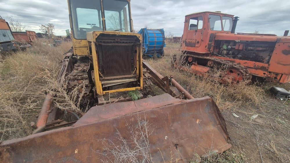 Трактор гусеничный дт 75