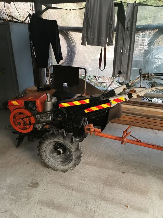 Култиватор ISEKI с фреза и ремарке