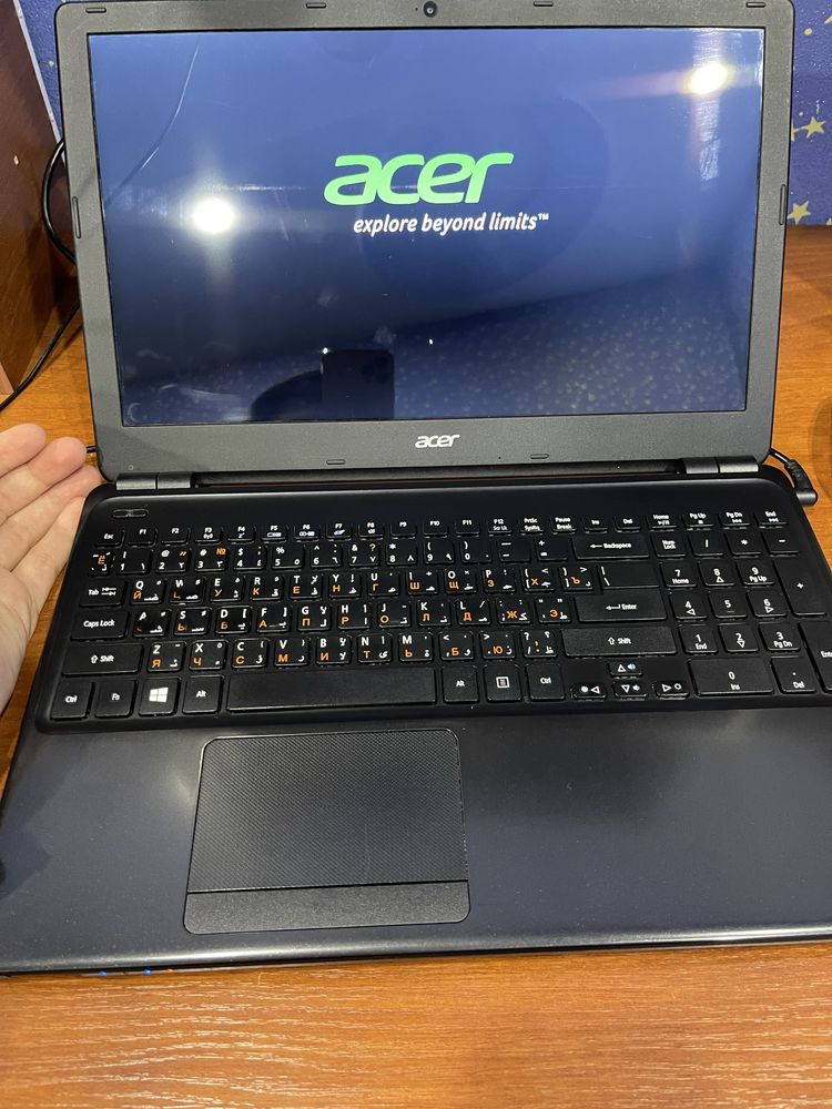 190$ Acer notebook сотилади