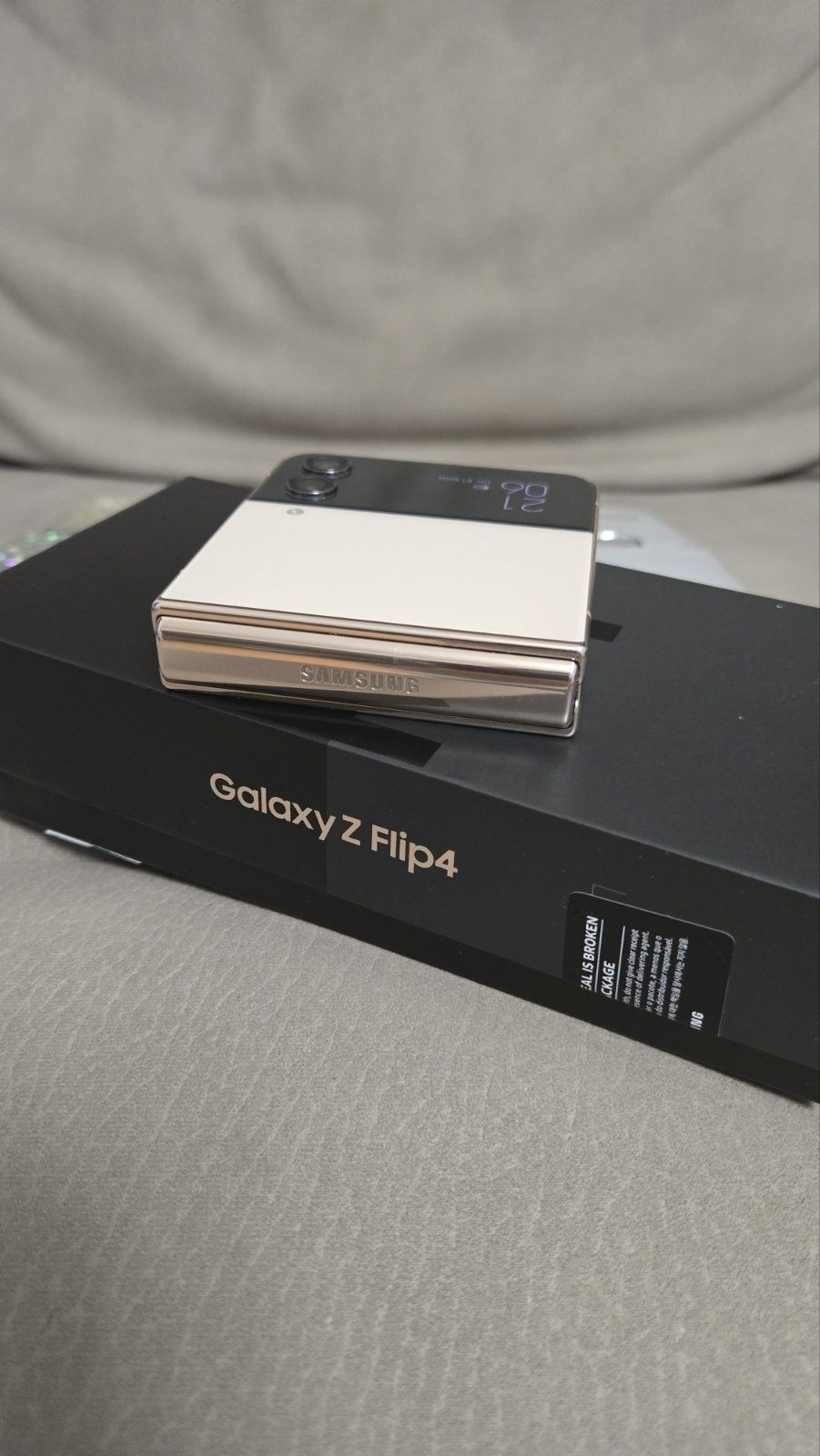 Samsung Z Flip 4