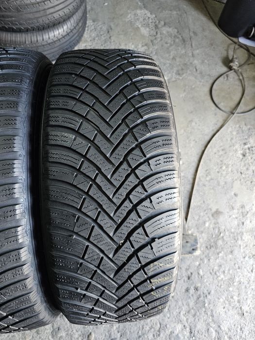 2 anvelope iarna 215 55 17 Hankook 2022