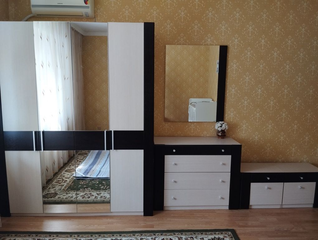 Продается Комплект Мебели