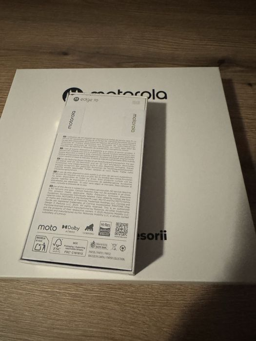 Motorola Edge 70 512gb PANTONE Gadget Grey SIGILAT + Pachet Accesorii