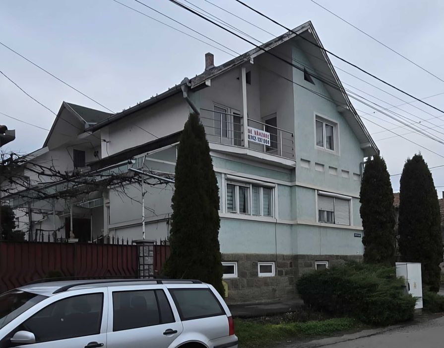 Casa individuală de vânzare