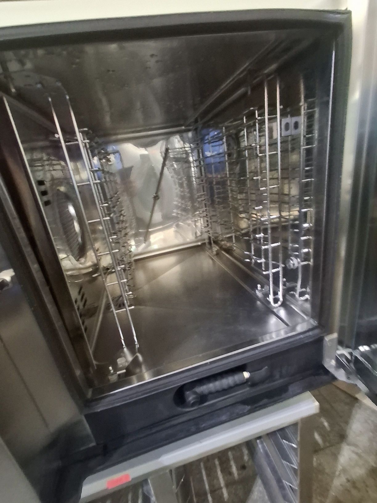 Конвектомат професионален ELECTROLUX 6 тави