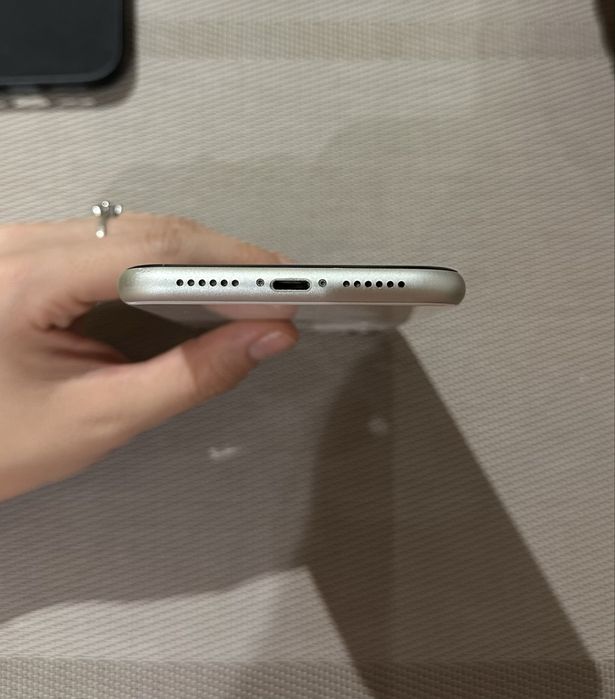 Продается 11 айфон