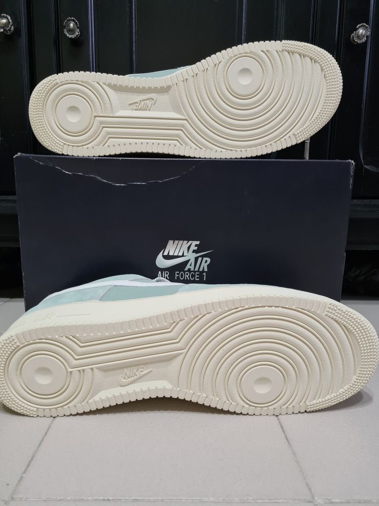 Маратонки NIKE AIR FORCE 1 '07 LV8 номер 52,5 стелка 36см