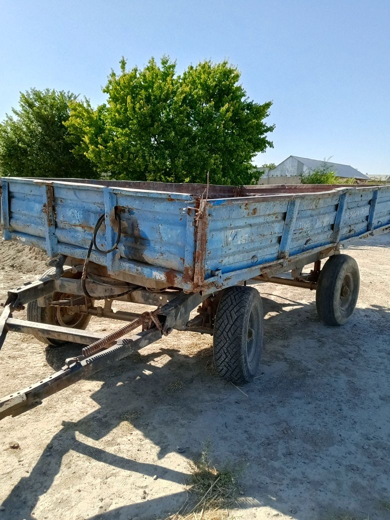 28 Traktor sotiladi