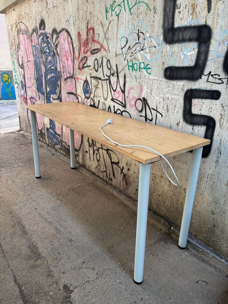 Masina gheata  + mobilier (cafenea)