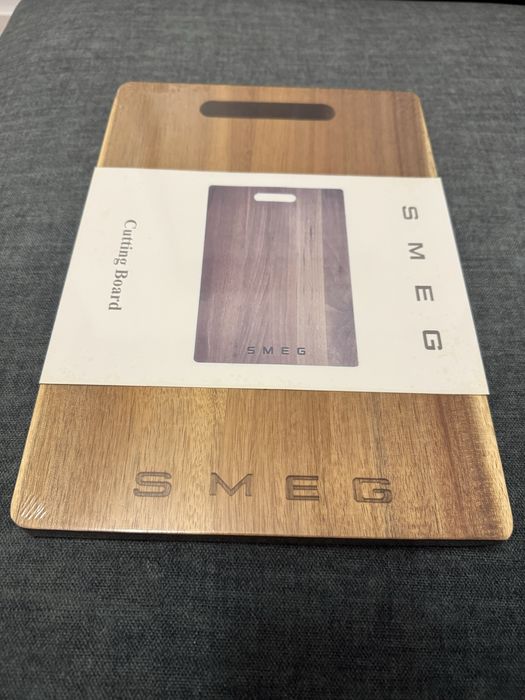 Tocator lemn Smeg, nou