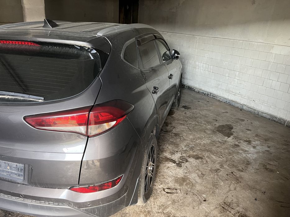 Hyundai tucson 4x4 на части