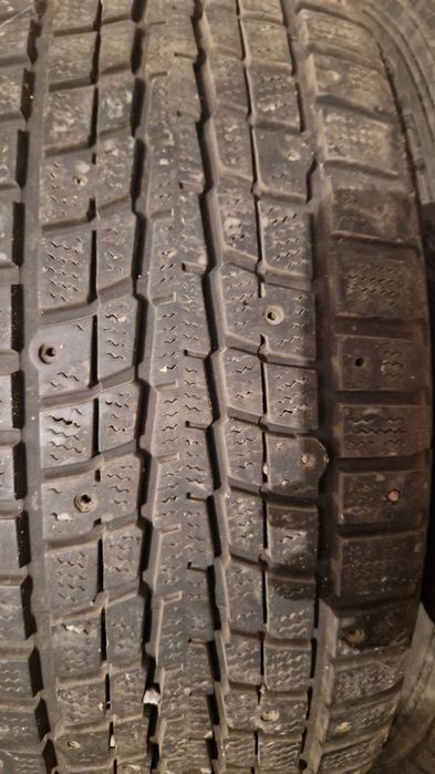 Зимние шины 235/55R18