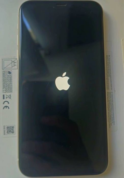 Iphone 11 white impecabil