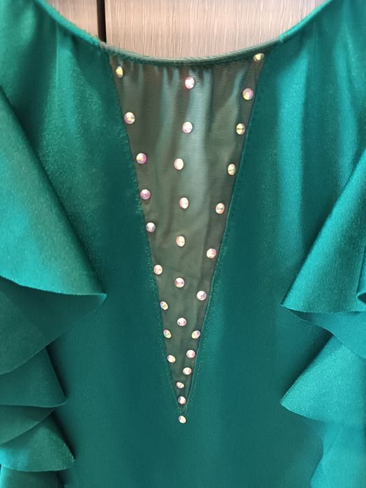 Красиво трико за художествена гимнастика