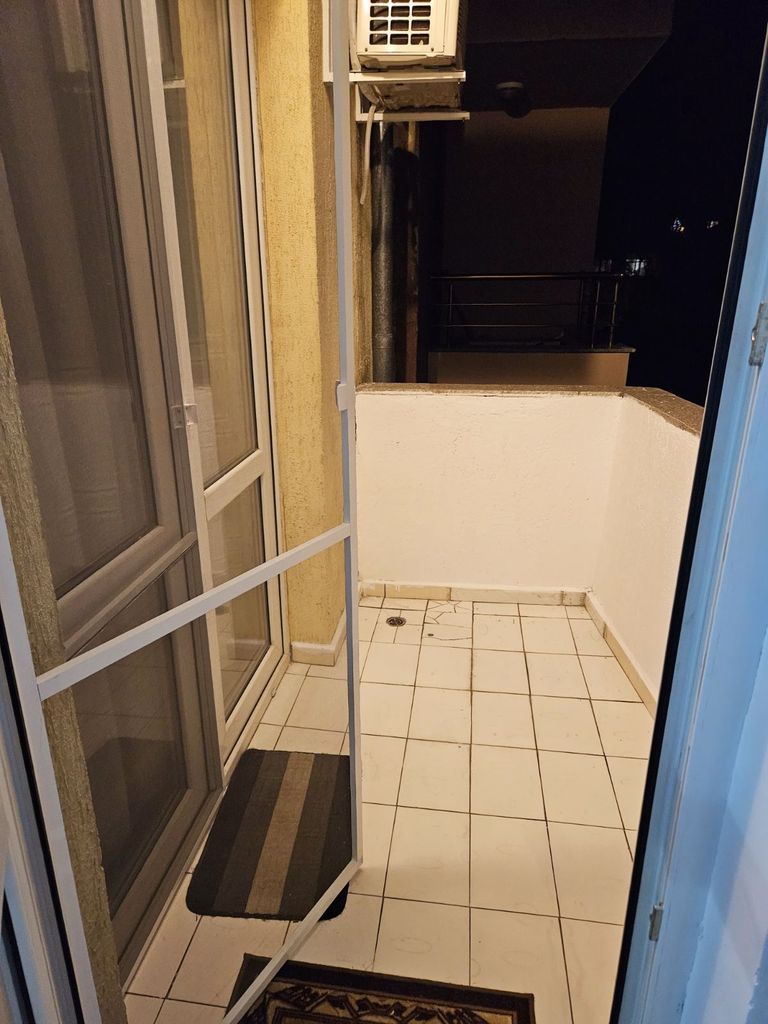 Дава се под наем Двустаен апартамент в Пазарджик, Център - 70 кв.м за 229.5 € - Снимка #8