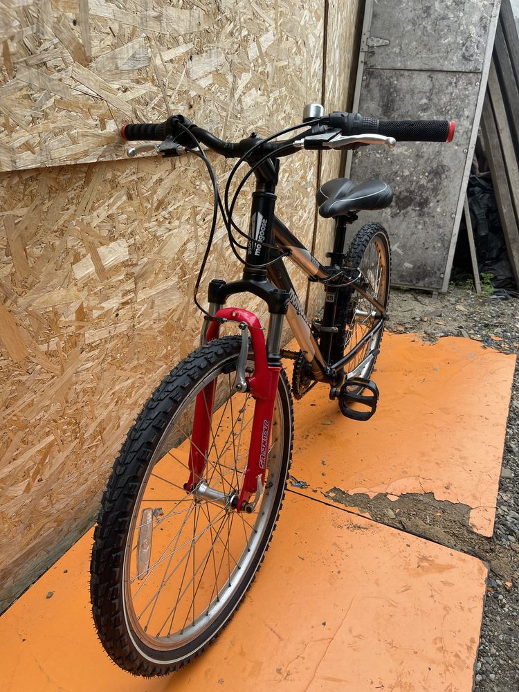 Bicicleta mongoose cadru aluminiu roti 24” cadru xs