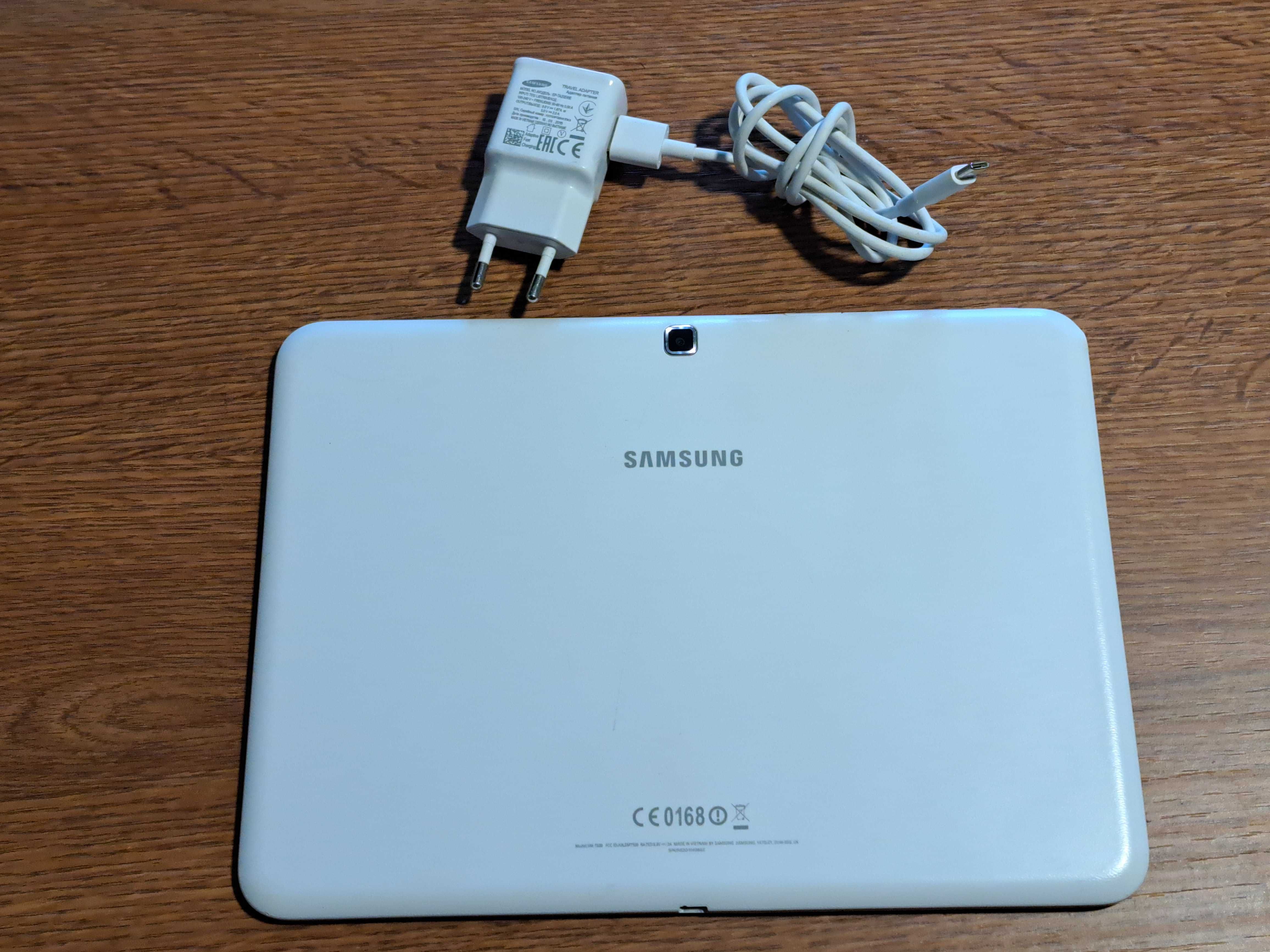 Tableta Samsung Tab4 model SM-T530, mare de 10,1 inch