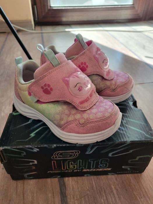 Детски маратонки SKECHERS light