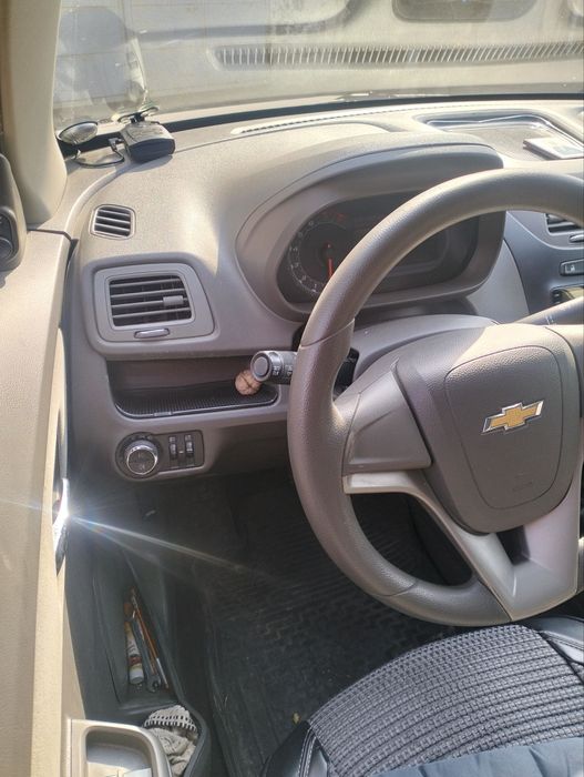Автомобиль кобальт