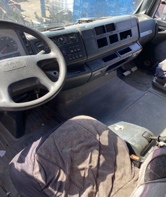 Dezmembrez MAN TGA D 2876 LF04