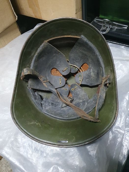 Cască militară românească model olandez