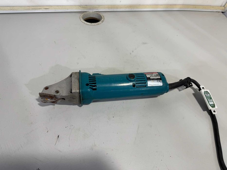 Ножица за ламарина - Makita 260 W / 110 V