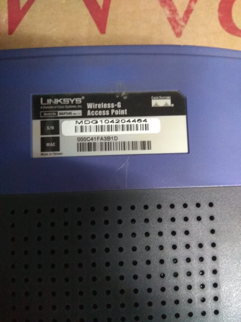 Точка доступа Linksys. Беспроводная точка доступа, модель WAP54G. В ра