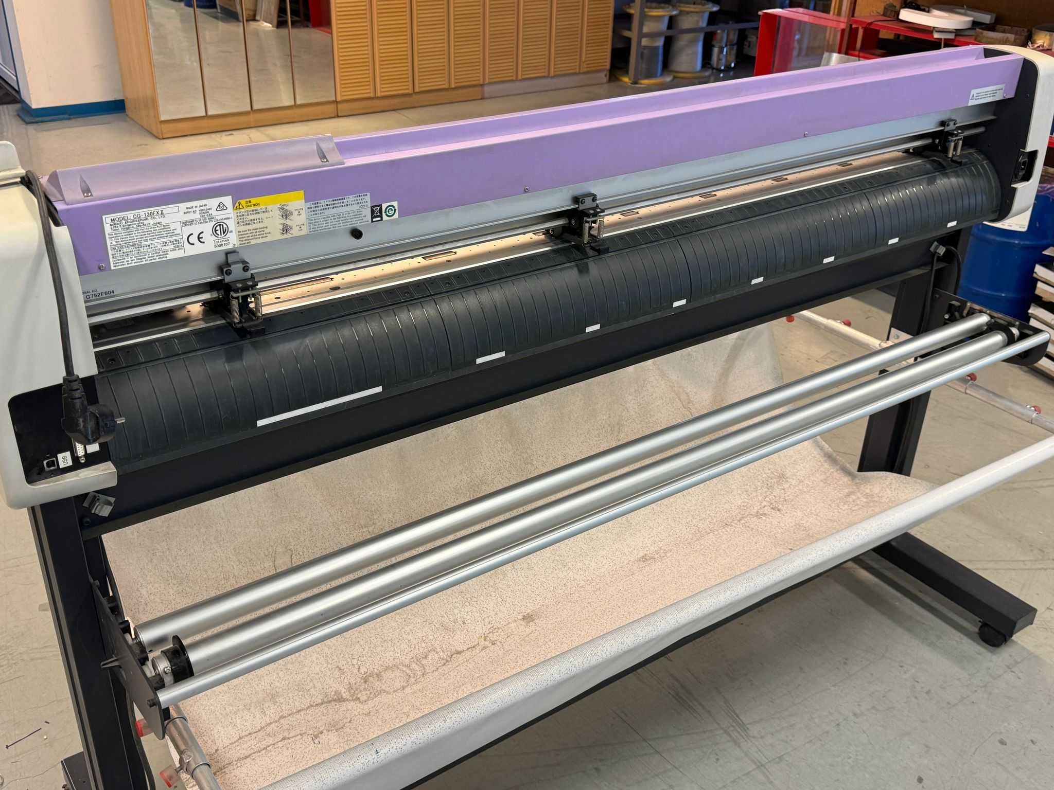 Cutter plotter Mimaki CG-130 FX II (2)