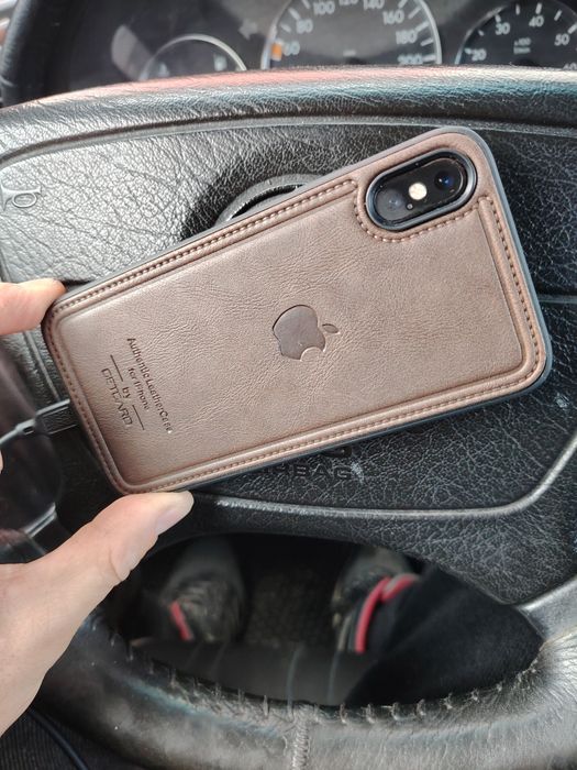 Продам Iphone xs