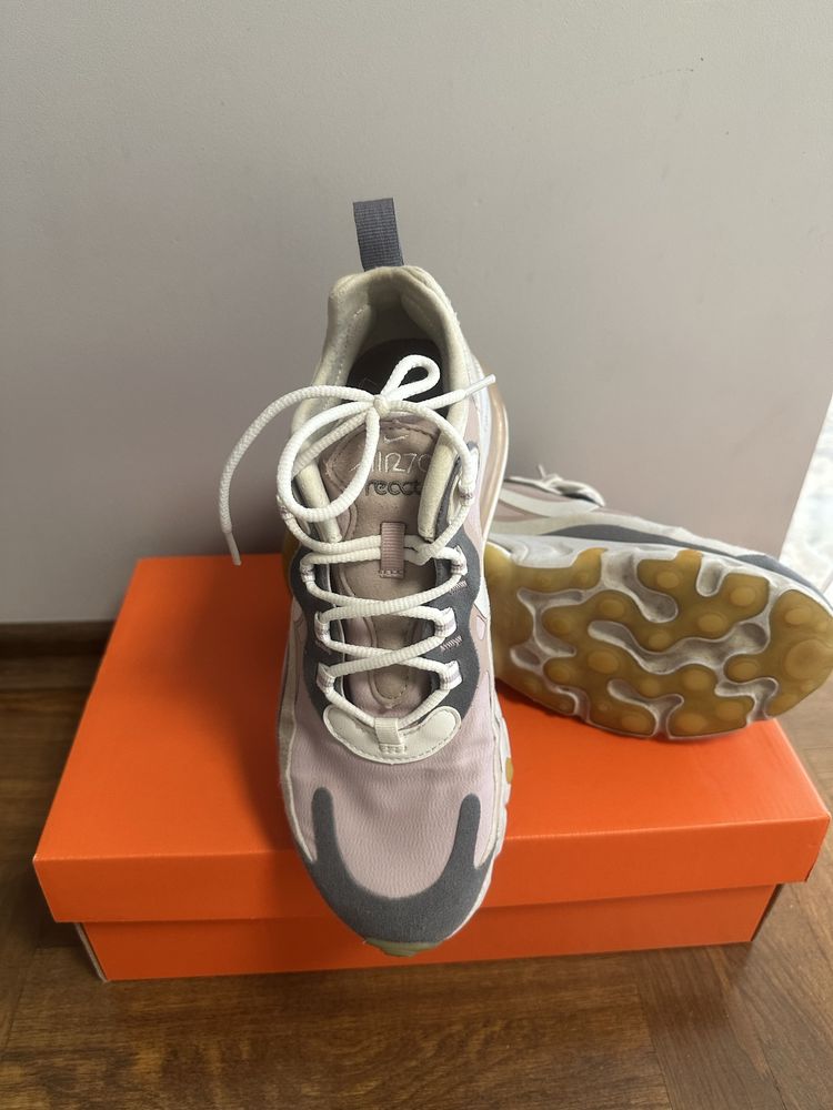Nike air max react