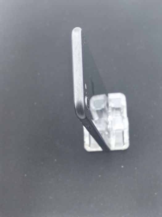 Apple iPhone 8 64 GB ID-vug501