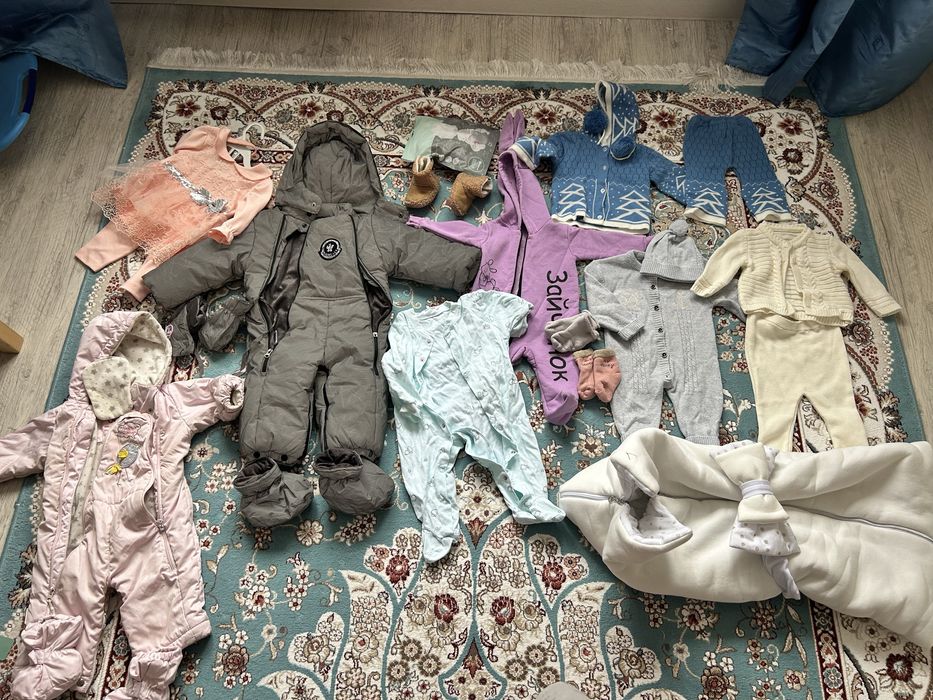 Отдам даром детские вещи