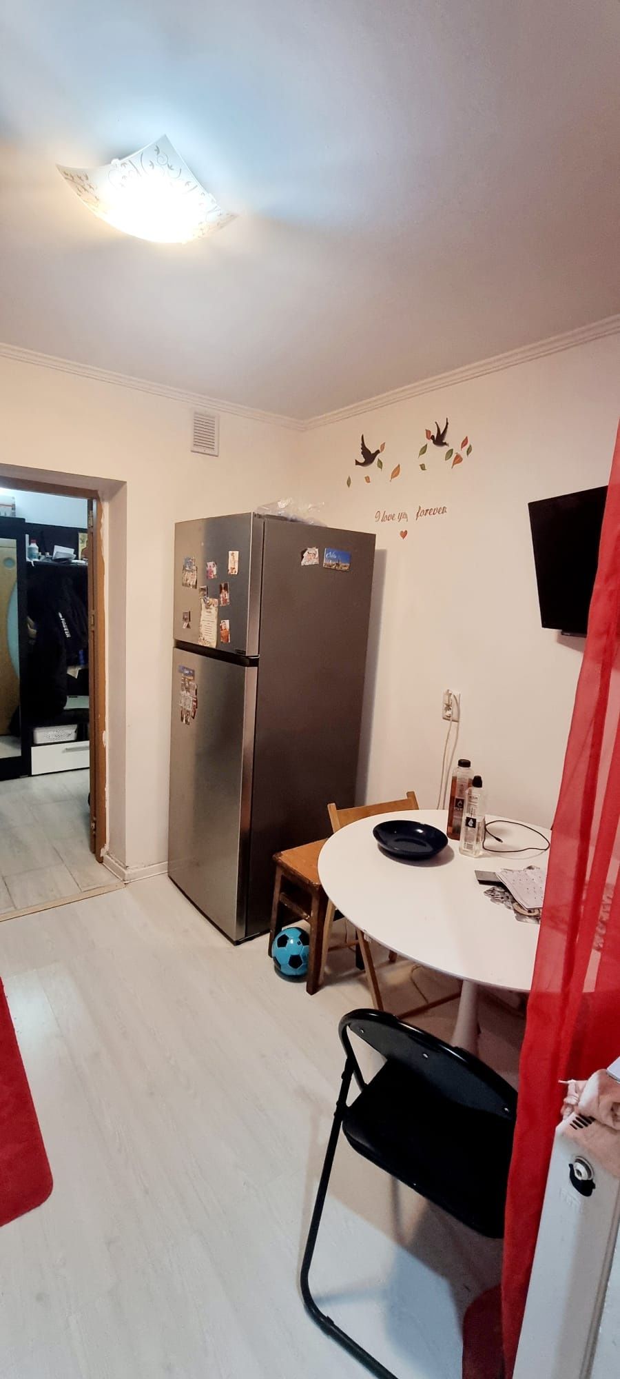 ÎNCHIRIEZ apartament 2 camere