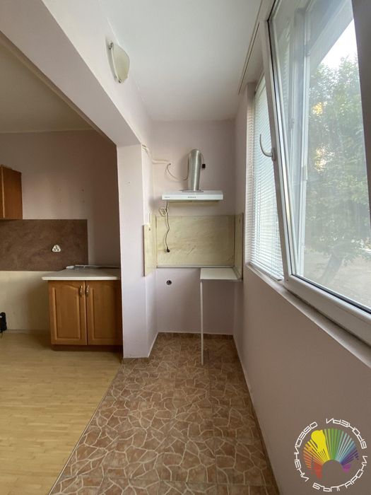 Дава се под наем Тристаен апартамент в Бургас, Изгрев - 80 кв.м за 408 € - Снимка #14