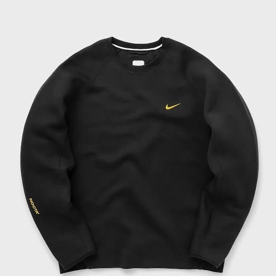 Продам новый свитшотnocta nike
