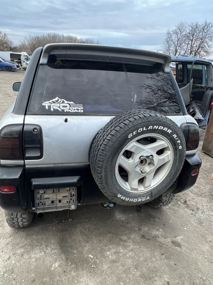 Toyota Rav4 НА ЧАСТИ