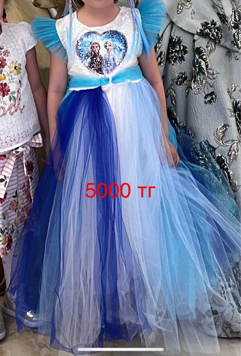 Продам детские платья